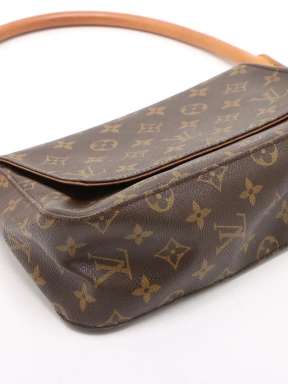 Louis Vuitton Monogram Mini Looping - Picture 4 of 11